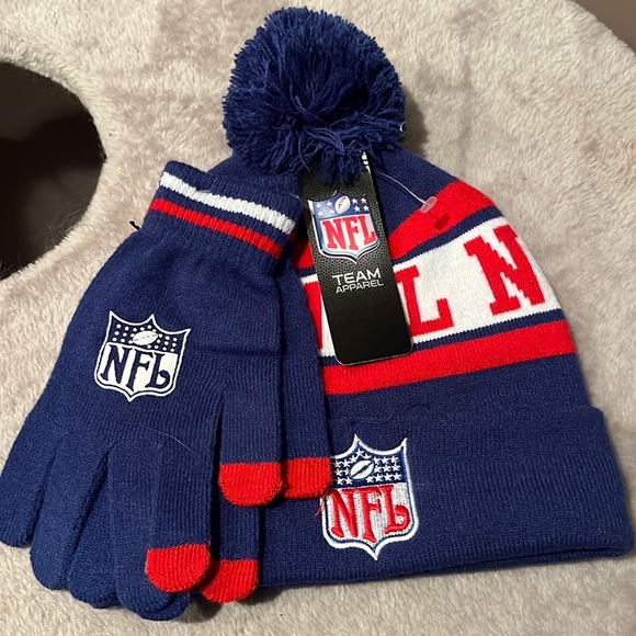 NFL Other - NFL set of gloves and hat NWT
